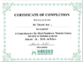 ラクーンデンタルクリニック院長実績・資格