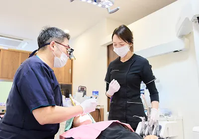 型取り・仮歯の装着